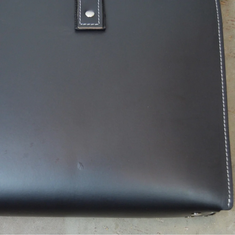 Robb Vices VACAVALIENTE SINGAPUR‎ U. BRIEFCASE, Jet Black NEVER USED